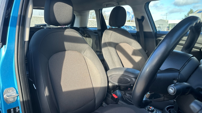 MINI Hatchback 1.5 Cooper Classic II 5dr Auto Petrol Hatchback